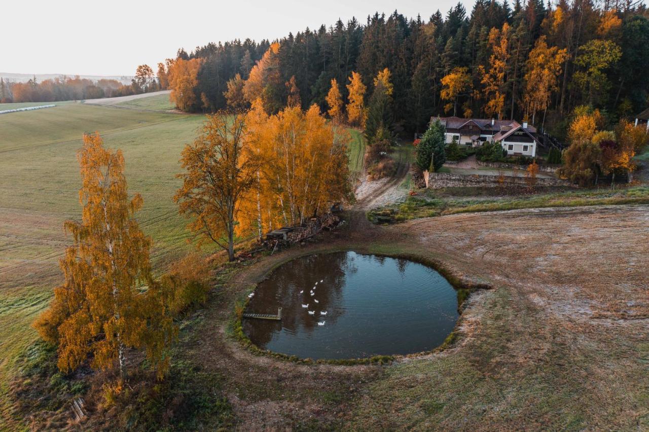 Appartamento Chalupa U Ptáčků Kamenice nad Lipou Esterno foto