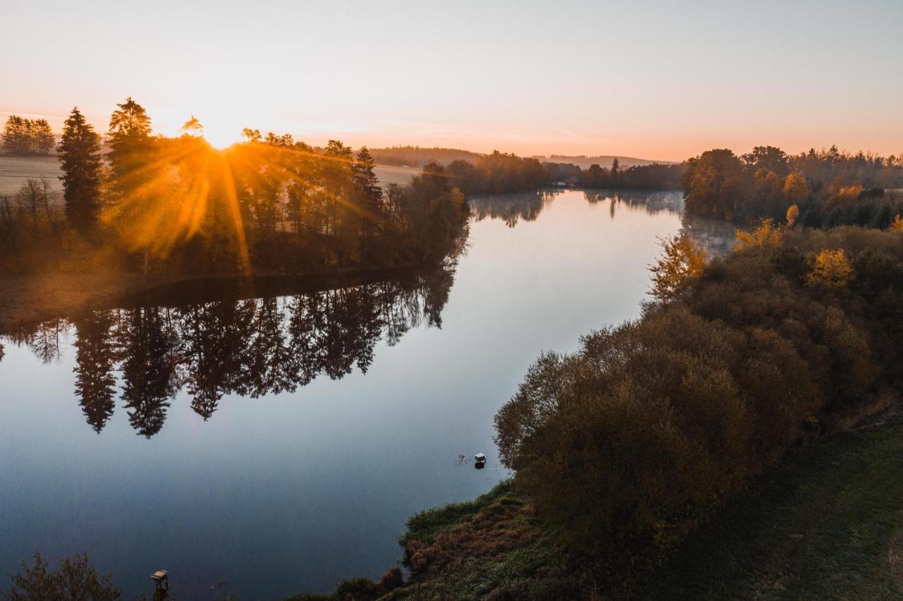 Appartamento Chalupa U Ptáčků Kamenice nad Lipou Esterno foto